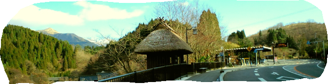 黒川温泉バス停風景